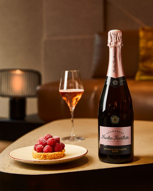 Champagne Nicolas Feuillatte Réserve Exclusive Rosé 0,75l – 12,0% – The  Door Shop